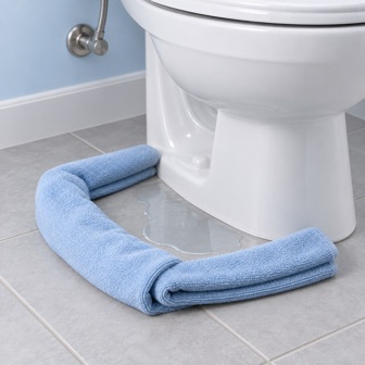 Illustration of a towel containing a small clean-water overflow