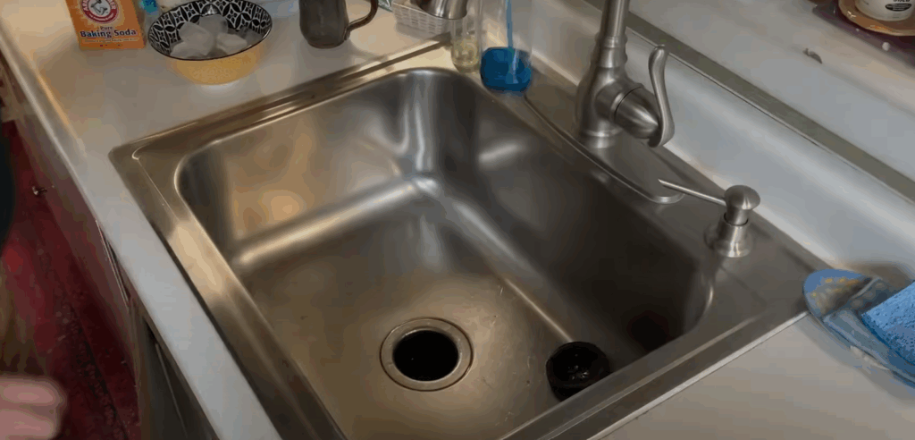 Remove Bad Smell in Kitchen Sink