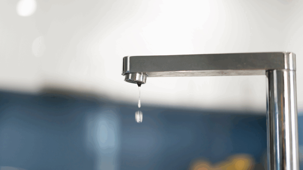 tub faucet dripping