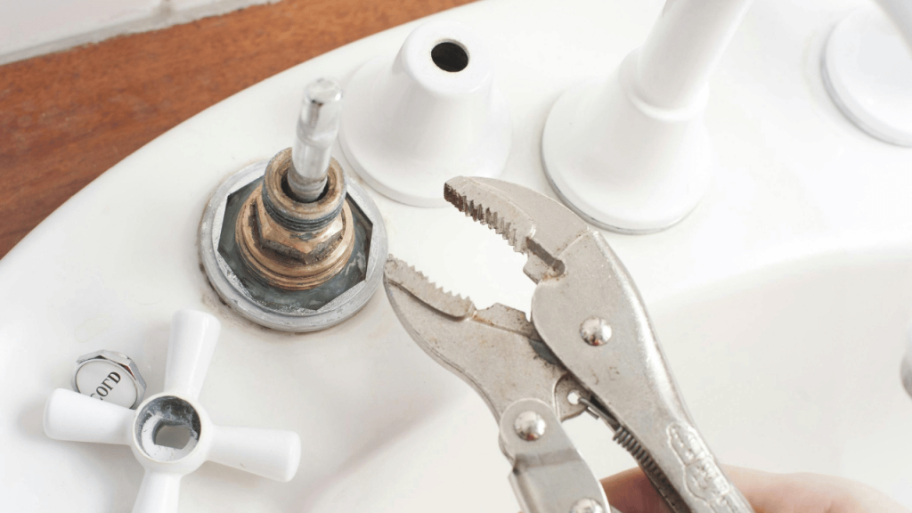 Red Flags That Mean Don't Hire This Plumber